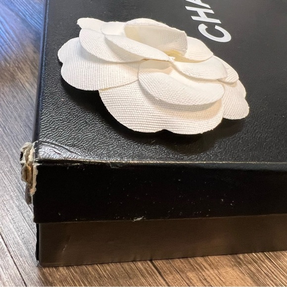 Chanel Vintage CC Logo Black Slingback Camelia Raffia Heels Peep Toe Sandals 8 - Picture 16 of 17